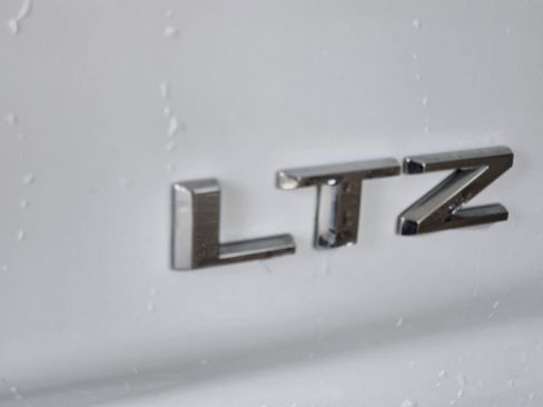 Used 2023 Chevrolet Silverado 1500 LTZ w/ LTZ Convenience Package II AWD/4WD image 16