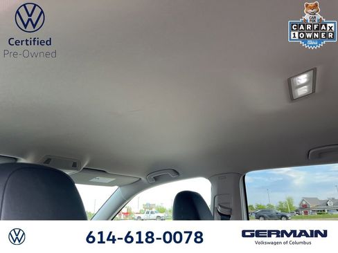 Used 2025 Volkswagen Atlas SE FWD image 22