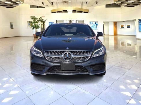 Used 2015 Mercedes-Benz CLS 550 4MATIC image 2