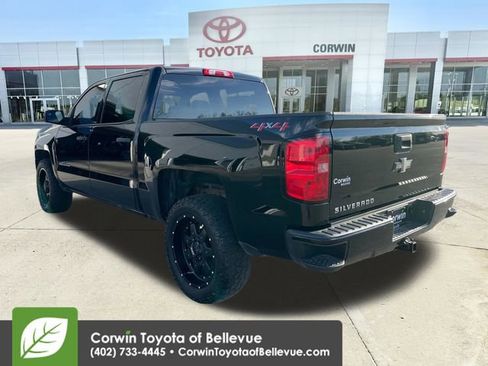 Used 2018 Chevrolet Silverado 1500 Custom w/ Custom Value Package AWD/4WD image 3
