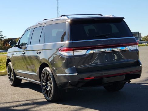 Used 2022 Lincoln Navigator Black Label image 4