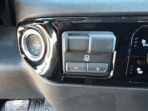 New 2026 GMC Sierra 1500 SLE image 20