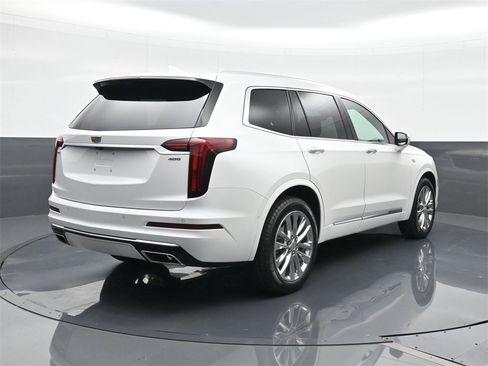 Certified 2023 Cadillac XT6 Premium Luxury w/ Technology Package image 14