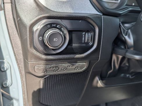 Used 2024 Jeep Wrangler Sport S image 18