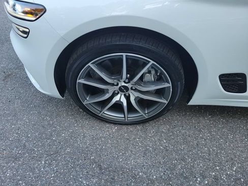 Used 2024 Genesis G70 2.5T AWD/4WD image 5
