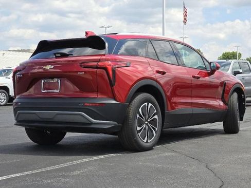 Used 2024 Chevrolet Blazer EV LT AWD/4WD image 18