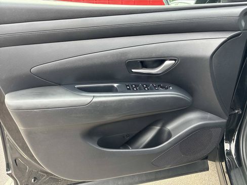 Used 2025 Hyundai Tucson SEL AWD/4WD image 24