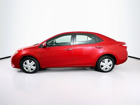 Used 2015 Toyota Corolla LE image 4