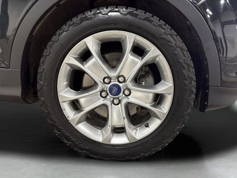 Used 2015 Ford Escape Titanium AWD/4WD image 36