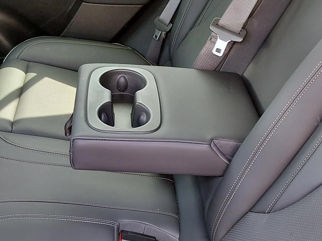 Used 2023 Buick Envision Essence FWD image 15