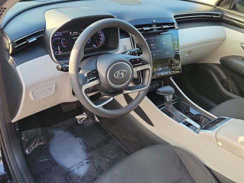 Used 2024 Hyundai Tucson SEL FWD image 16