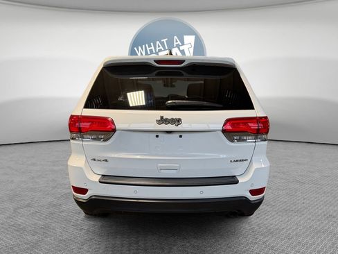 Used 2019 Jeep Grand Cherokee Laredo image 5
