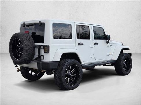 Used 2015 Jeep Wrangler Unlimited Sahara w/ Connectivity Group image 5