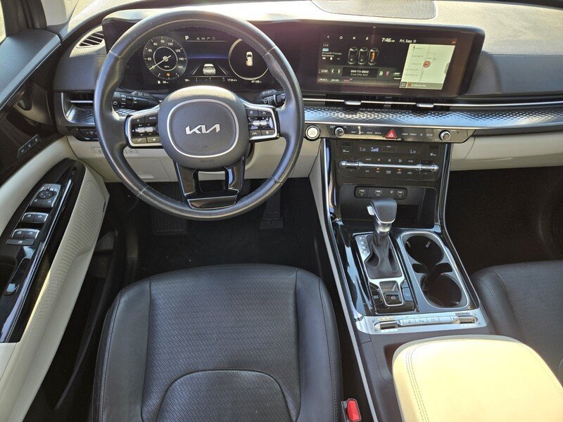 Certified 2022 Kia Carnival SX Prestige FWD image 13