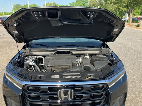 New 2026 Honda Pilot Elite image 16