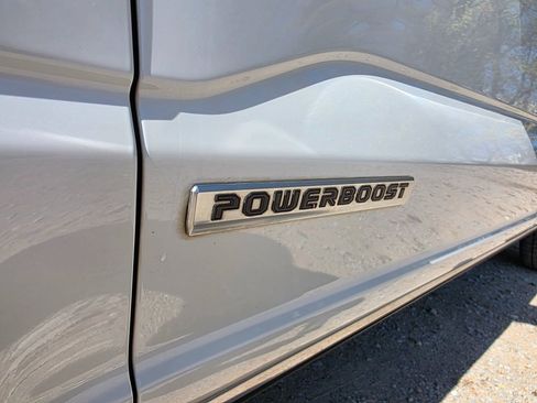 Used 2022 Ford F150 Platinum w/ Equipment Group 701A High image 8
