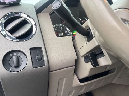 Used 2008 Ford F450 Lariat image 26