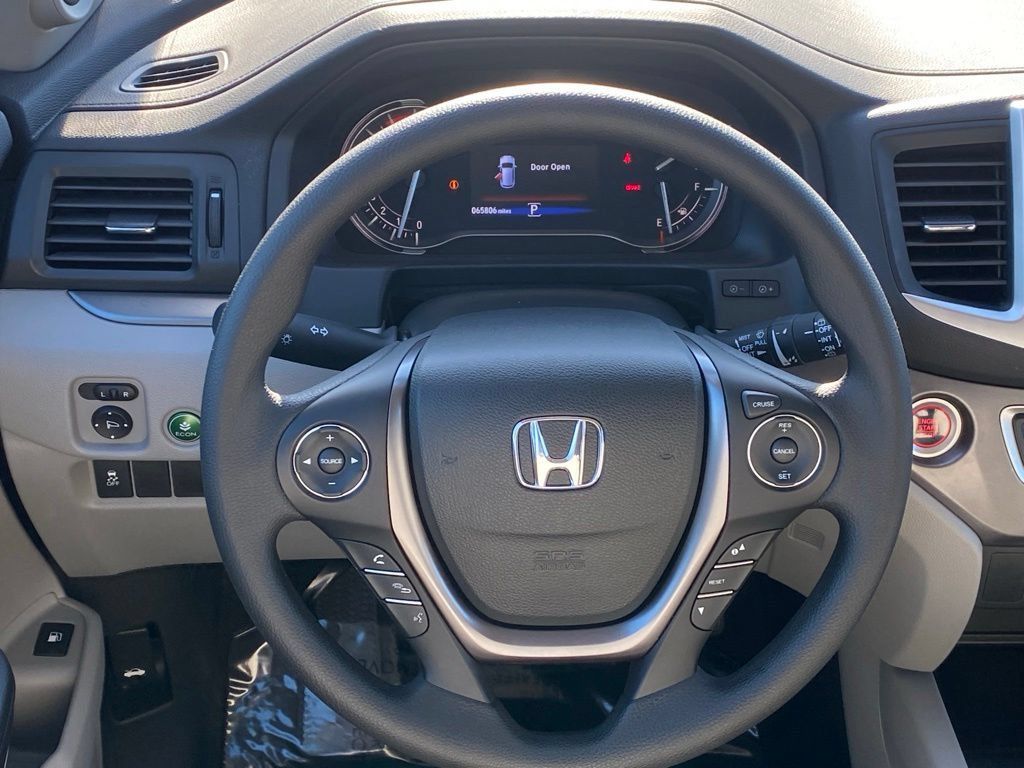 Used 2016 Honda Pilot LX image 12