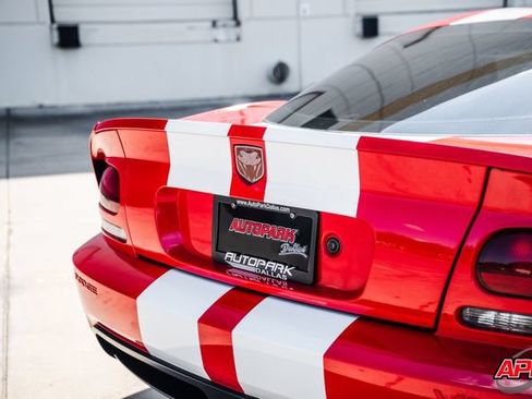 Used 2006 Dodge Viper SRT-10 RWD image 35