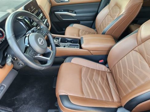 Used 2024 Nissan Pathfinder Platinum w/ Cargo Package FWD image 14