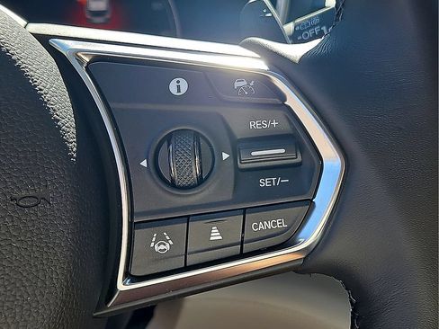 Used 2026 Acura MDX w/ Technology Package FWD image 24