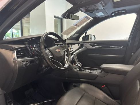 Used 2020 Cadillac XT6 Premium Luxury AWD/4WD image 18