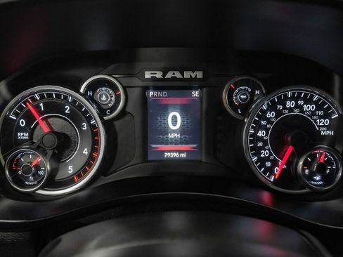 Used 2022 RAM 2500 Big Horn AWD/4WD image 19