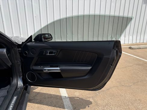 Used 2020 Ford Mustang GT Premium RWD image 25