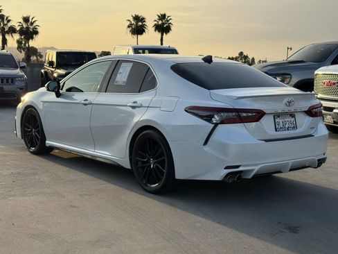 Used 2022 Toyota Camry XSE image 4