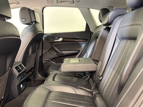Used 2019 Audi Q5 2.0T Premium w/ Convenience Package image 33