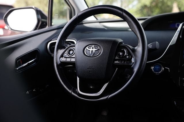 Used 2019 Toyota Prius XLE FWD image 30