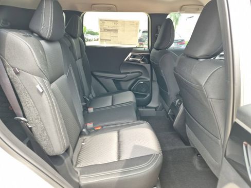 New 2026 Mitsubishi Outlander ES FWD image 58