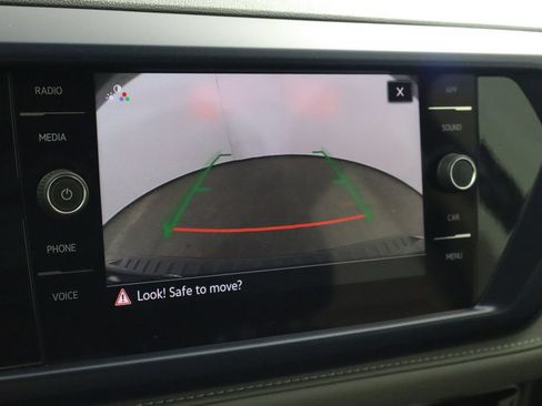 Used 2024 Volkswagen Taos SE FWD image 38
