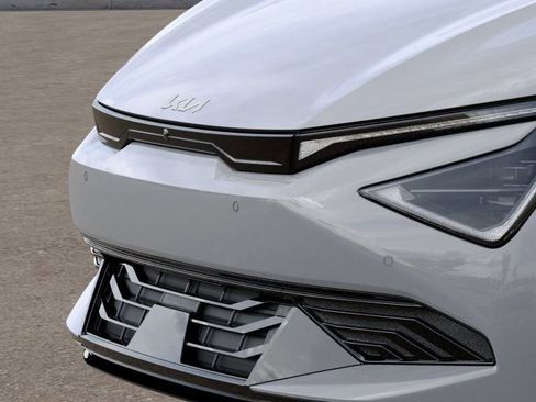 New 2025 Kia EV6 Wind image 12
