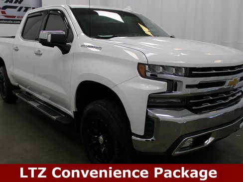 Used 2020 Chevrolet Silverado 1500 LTZ w/ LTZ Convenience Package image 3