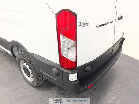 New 2026 Ford Transit 250 148 Medium Roof w/ Load Area Protection Package RWD image 17
