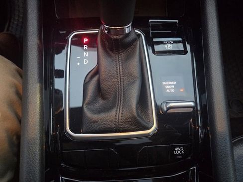 Used 2024 Jeep Compass Latitude w/ Sun and Sound Group image 12