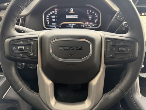 Used 2024 GMC Sierra 2500 Denali w/ Denali Reserve Package image 47