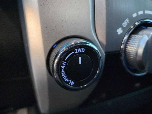 Used 2016 Toyota Tundra SR5 image 22