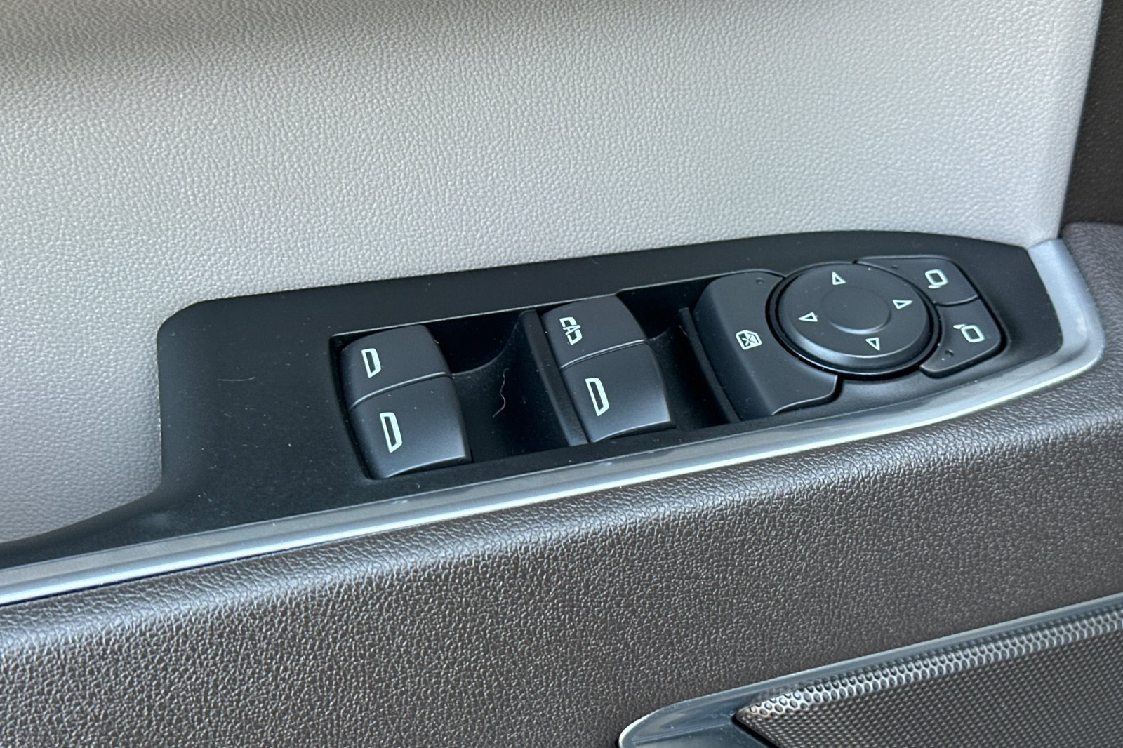 Certified 2026 Chevrolet Silverado 1500 RST RWD image 12