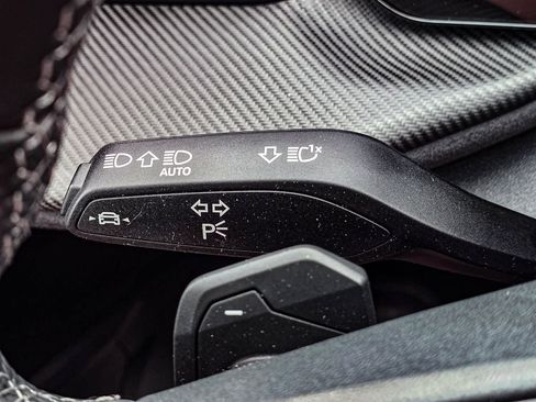 Used 2025 Audi SQ5 Prestige image 24