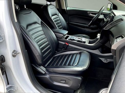 Used 2024 Ford Edge SEL AWD/4WD image 28