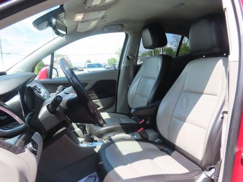 Used 2014 Buick Encore Leather AWD/4WD image 18