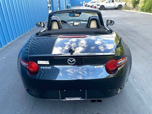 Used 2016 MAZDA MX-5 Miata Grand Touring image 18