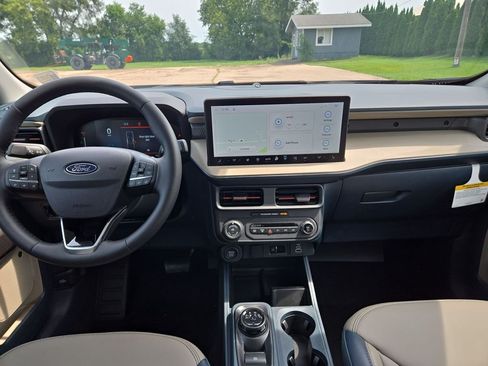 New 2026 Ford Maverick Lariat AWD/4WD image 12