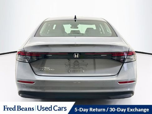 Used 2025 Honda Accord SE image 9