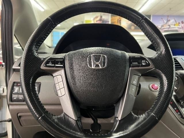 Used 2014 Honda Odyssey Touring image 19