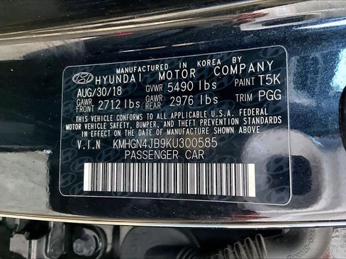 Used 2019 Genesis G80 3.3T Sport image 35