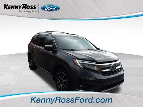 Used 2020 Honda Pilot Touring image 1