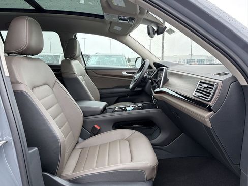 New 2026 Volkswagen Atlas SEL image 22